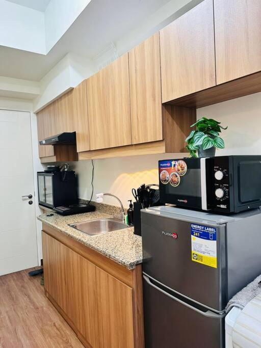 1-br With Pool & Skyline Views In Pasig *