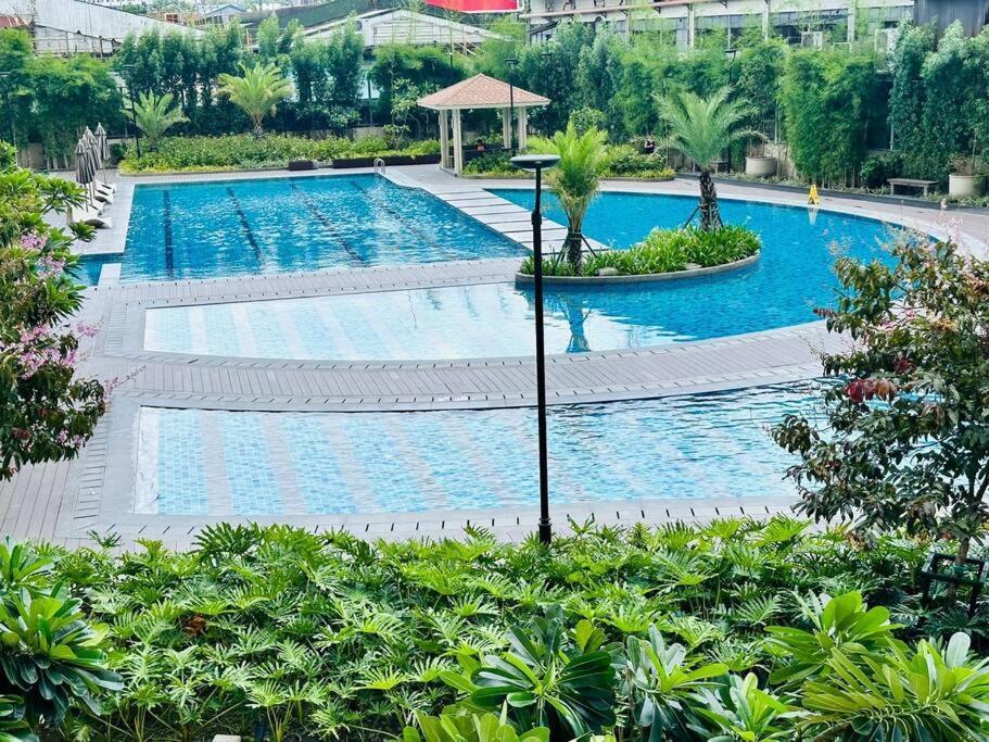 1-br With Pool & Skyline Views In Pasig Apartment Manila