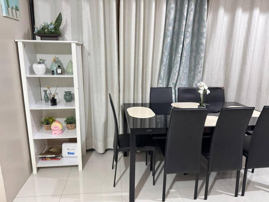 Apartment Budget In 81 Newport Near Terminal 1 Bedroom C6-3h Manila