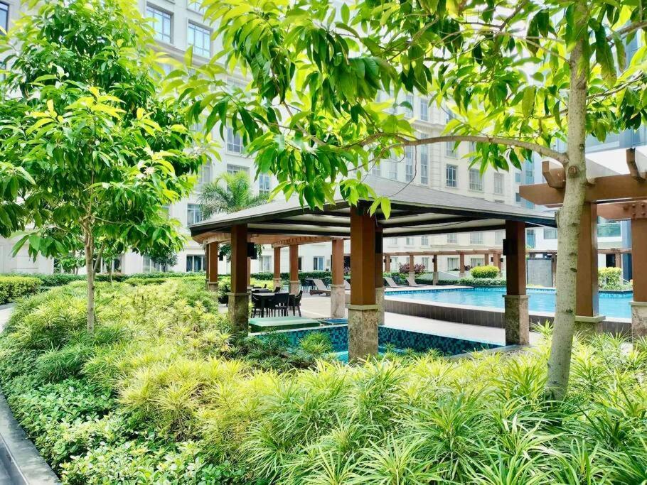 Budget In 81 Newport Near Terminal 1 Bedroom C6-3h Apartment Manila