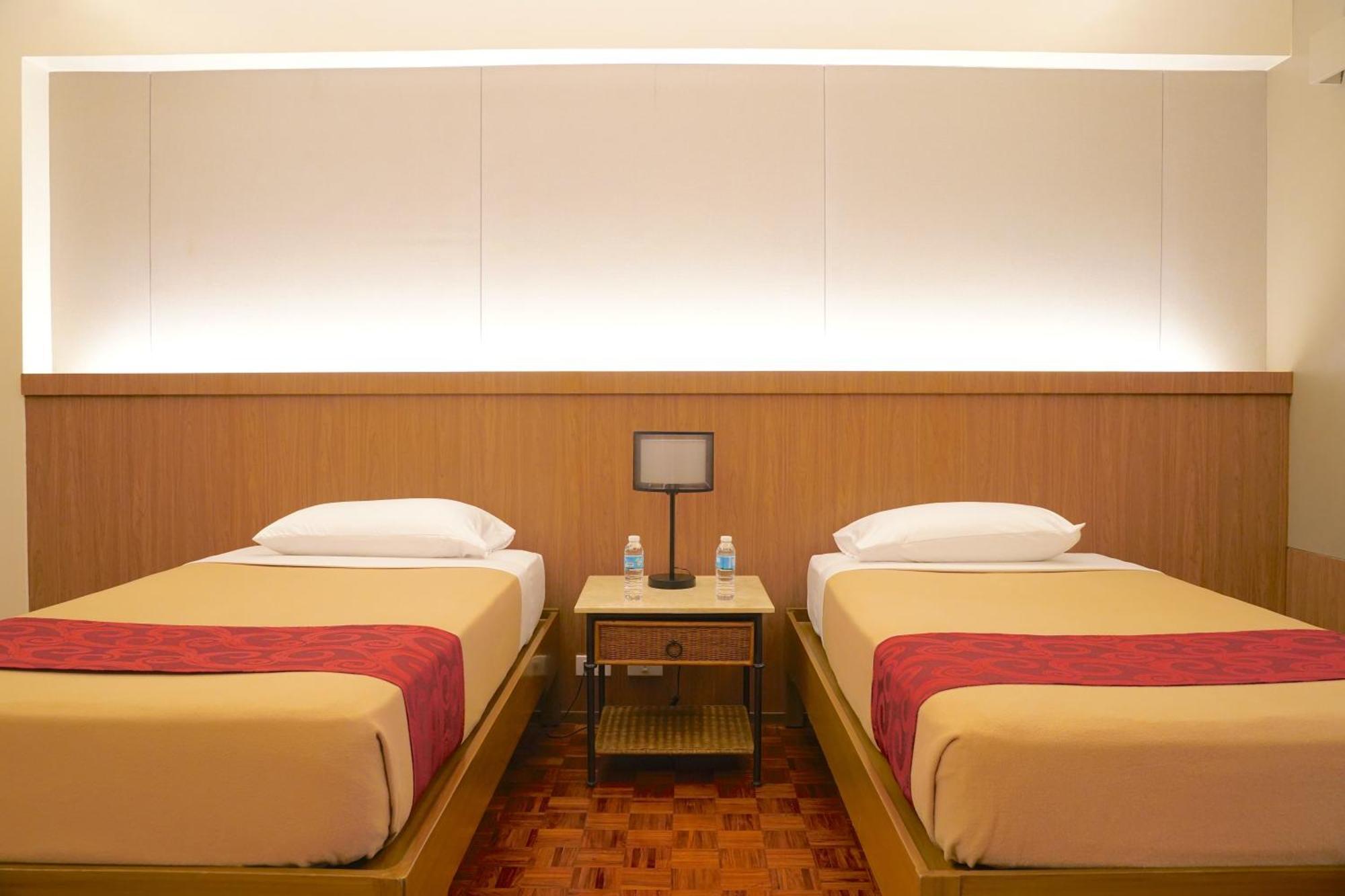 Tropicana 3* Manila