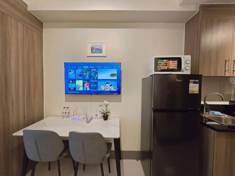 1br Unit Condotel W Balcony Fame Residences #fm58 Apartment *