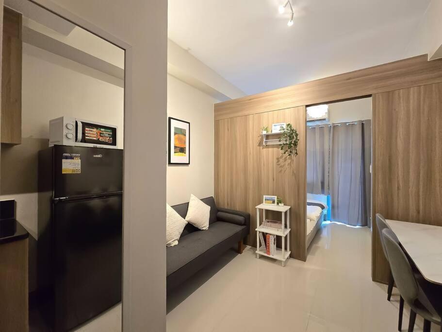 1br Unit Condotel W Balcony Fame Residences #fm58