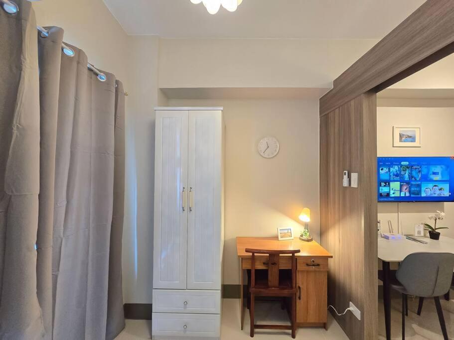 1br Unit Condotel W Balcony Fame Residences #fm58 Manila