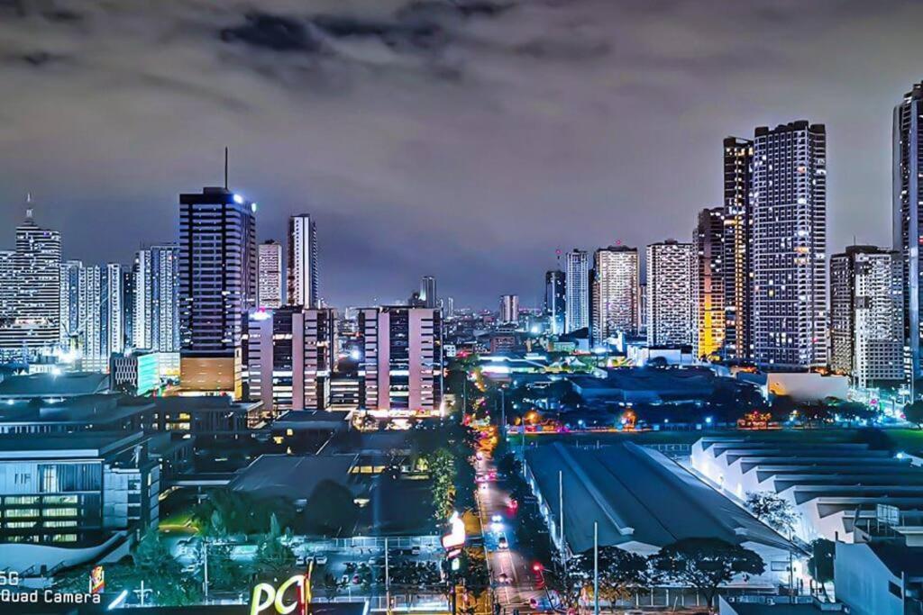 Apartment Budget At Ace By The Famous Indoor Water Manila