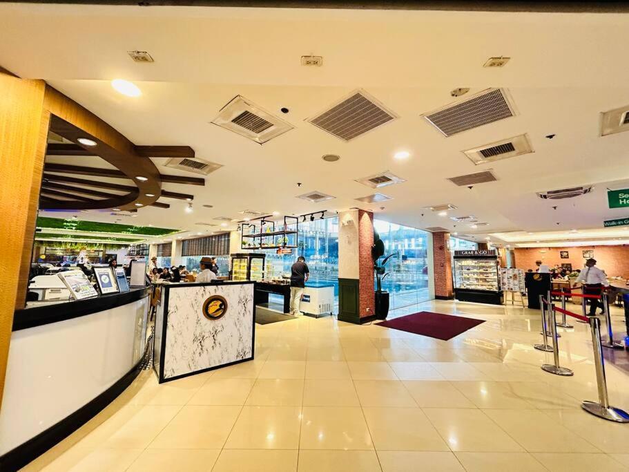 Budget At Ace By The Famous Indoor Water Manila
