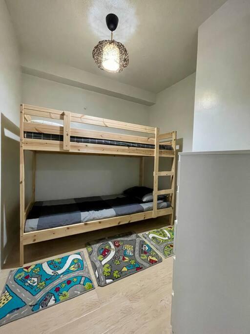 Apartment Summer Vibe At The Heart Of Taguig City!