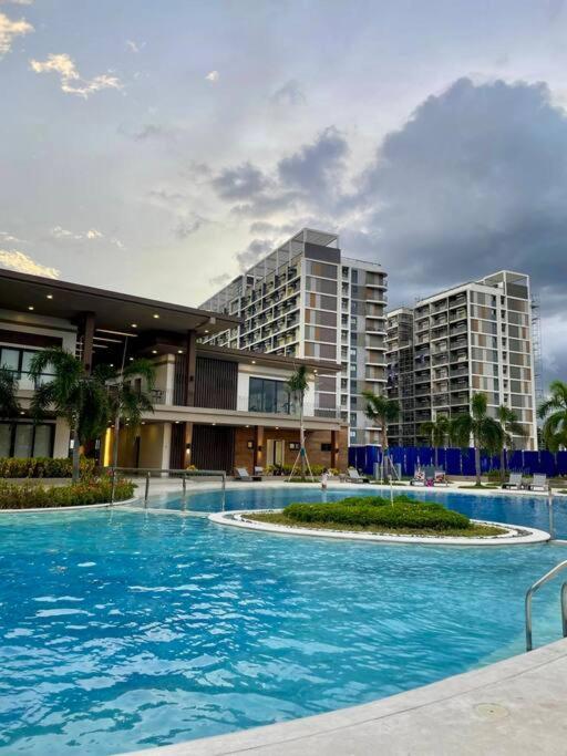Apartment Summer Vibe At The Heart Of Taguig City! *