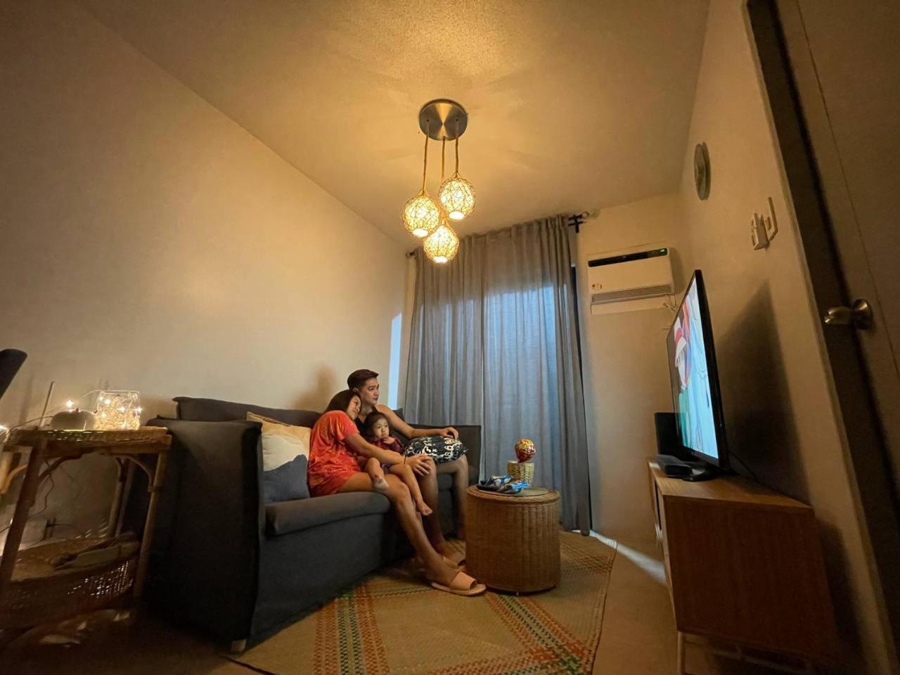 Apartment Summer Vibe At The Heart Of Taguig City! Manila