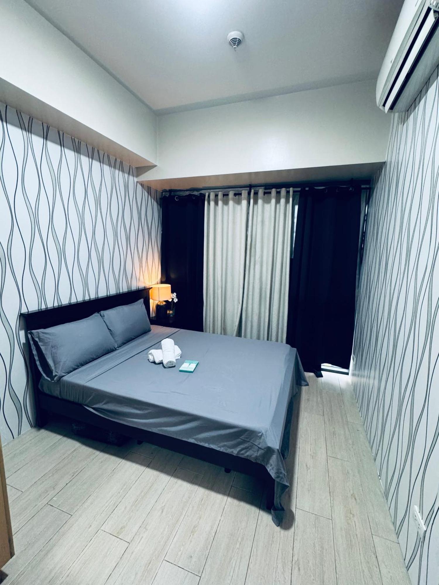 Budget In 81 Newport Near Terminal 1 Bedroom C6-3h Manila