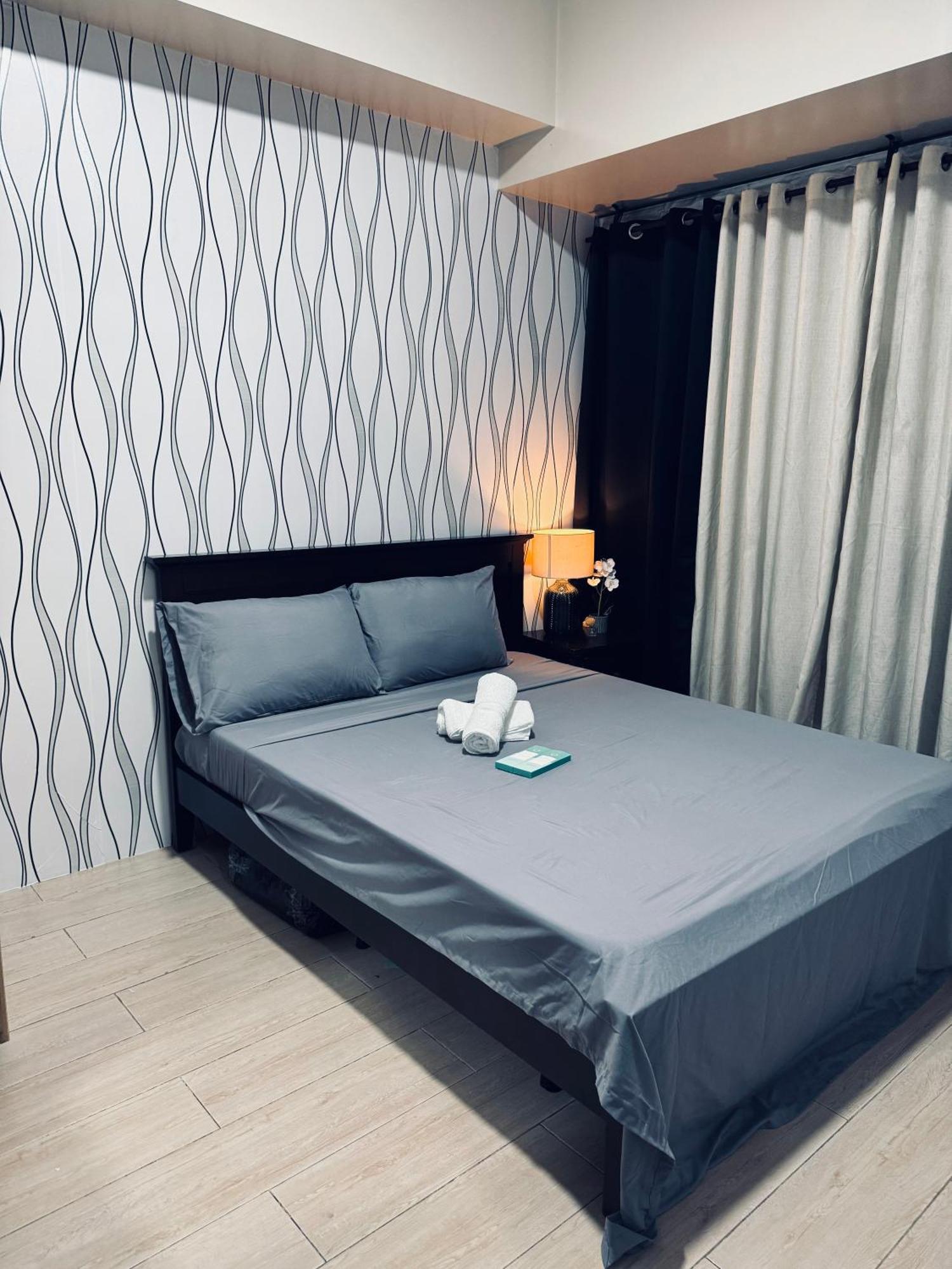 Apartment Budget In 81 Newport Near Terminal 1 Bedroom C6-3h *