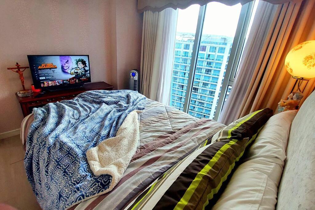Promo 2-br Penthouse With Pool And View In Azure