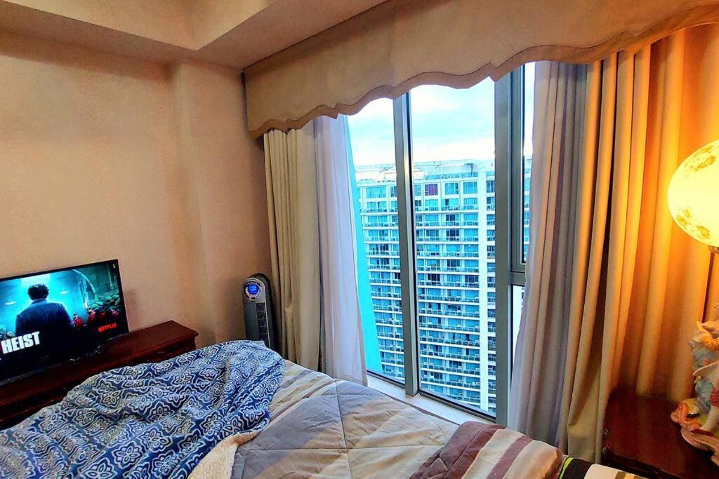 Apartment Promo 2-br Penthouse With Pool And View In Azure