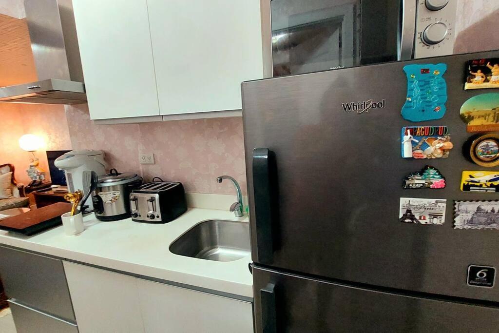 Promo 2-br Penthouse With Pool And View In Azure Apartment Manila