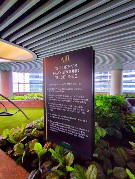 Apartment Air Residences Makati Netflix 200 Mbps Digital Door Lock *