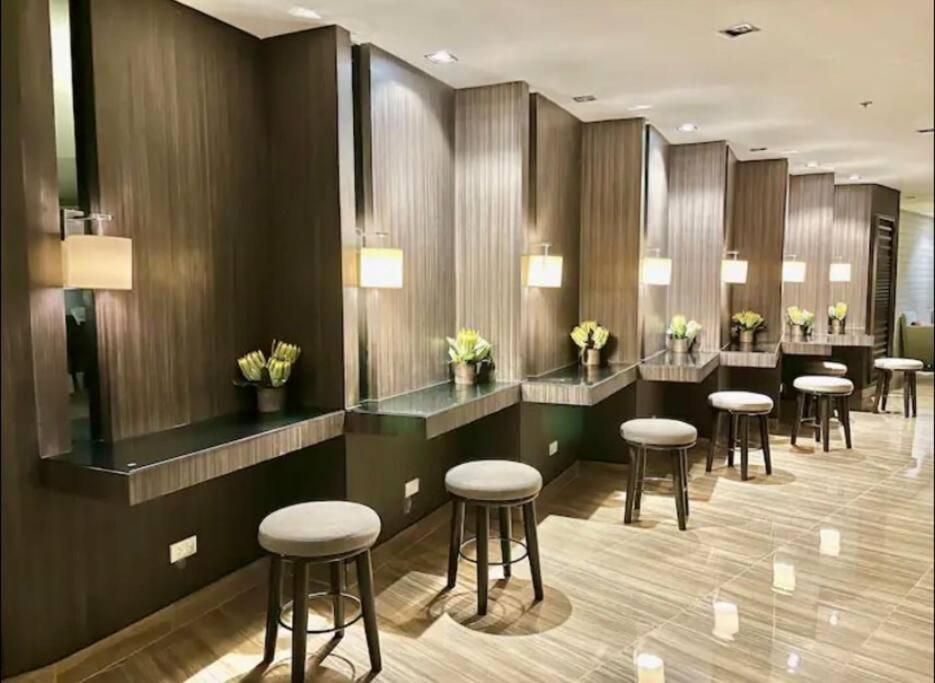 Air Residences Makati Netflix 200 Mbps Digital Door Lock Apartment *