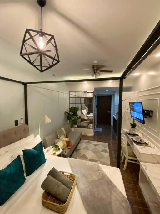 Air Residences Makati Netflix 200 Mbps Digital Door Lock Apartment