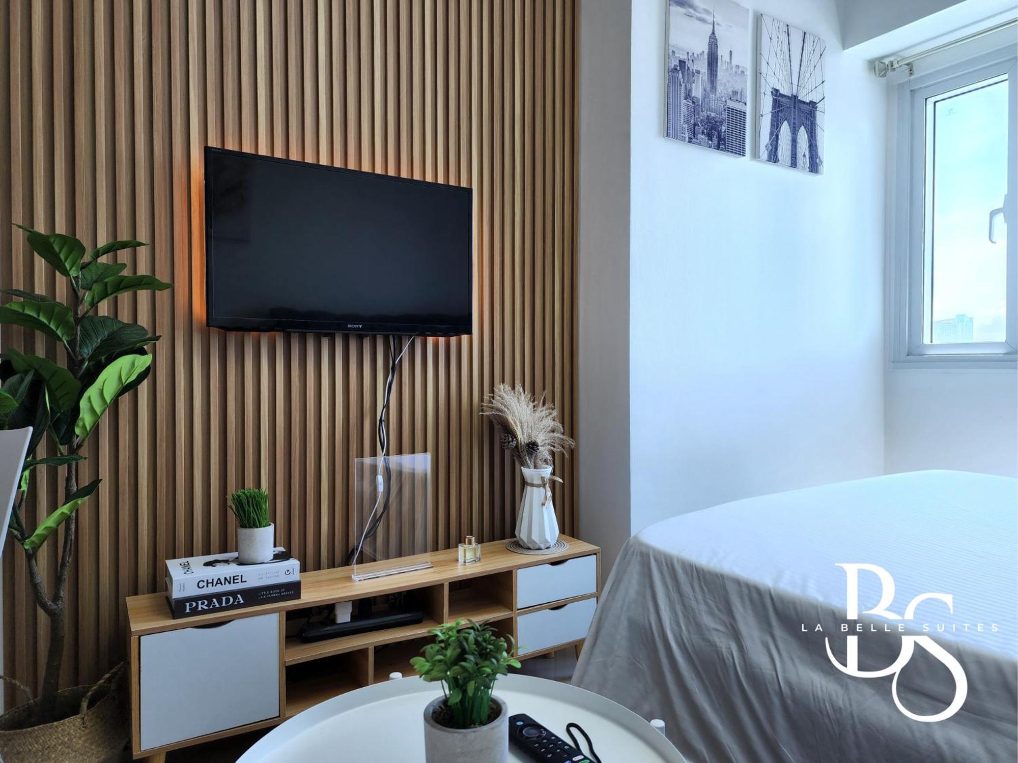 The Beacon Makati New Renovated Ayala Greenbelt Cbd Makati Ph Apartment