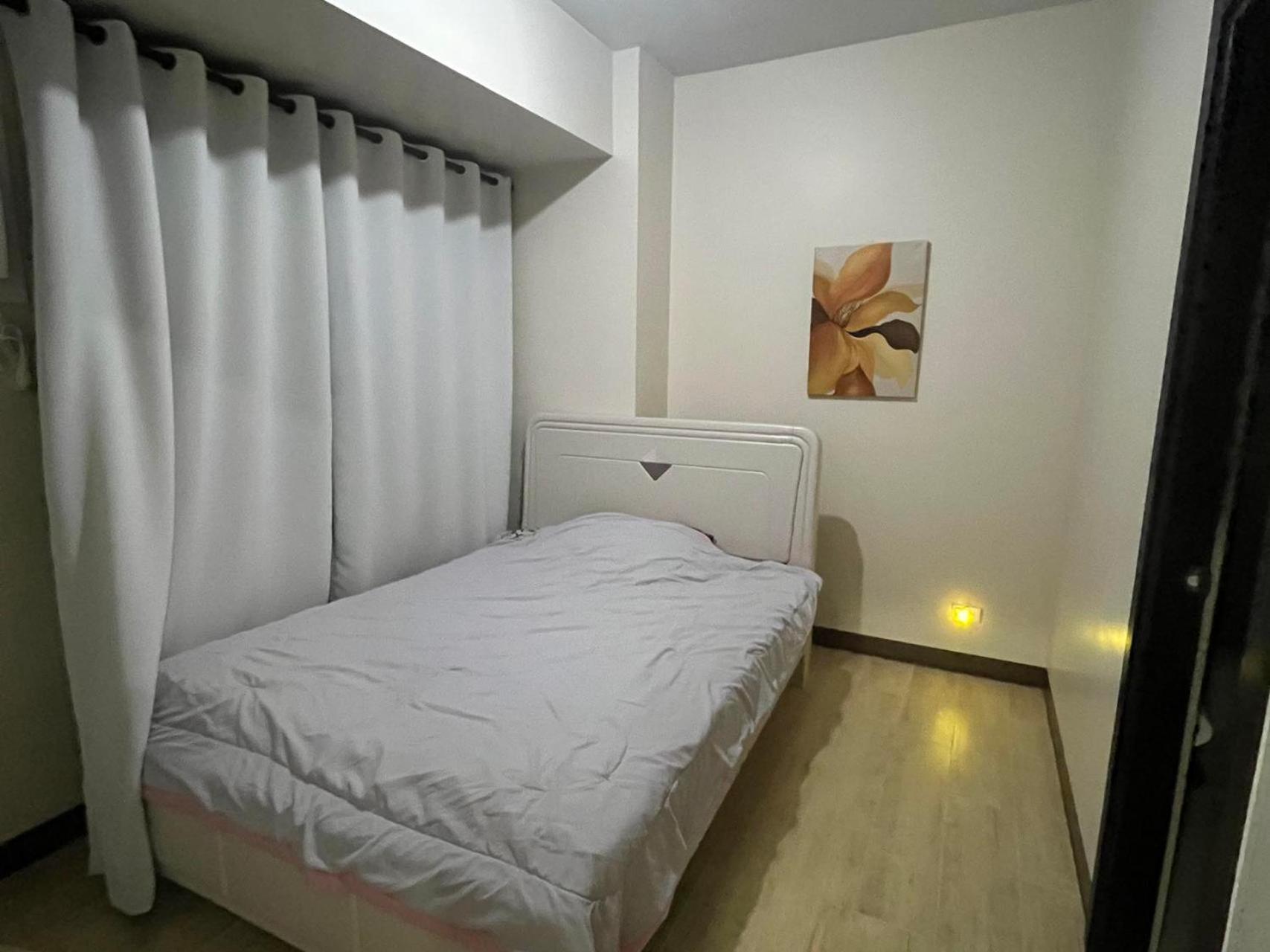 Apartment Okada Complex 1br With Balcony View, Sofa, Queen Bed And Wifi 8j