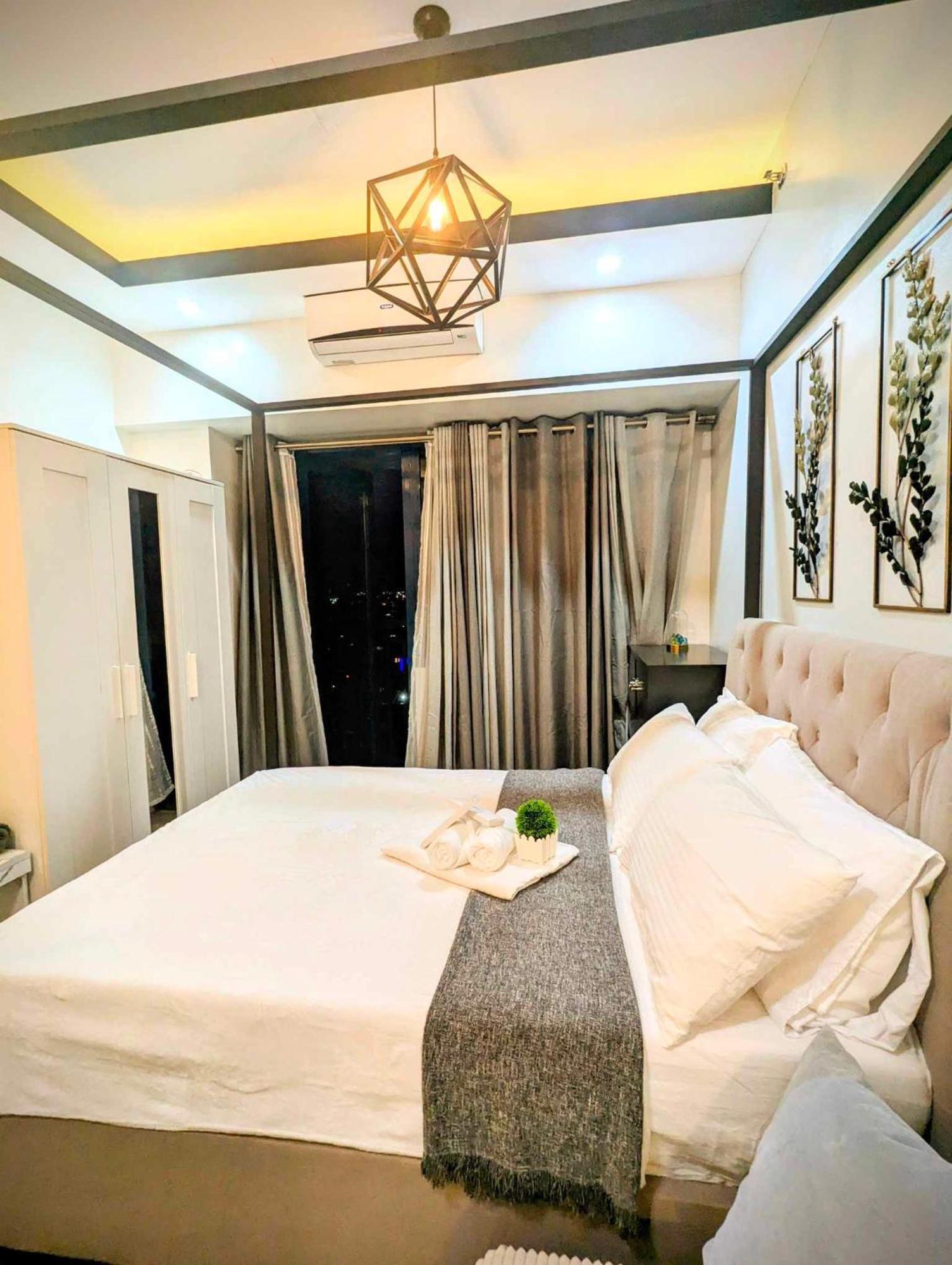 Air Residences Makati Netflix 200 Mbps Digital Door Lock Apartment