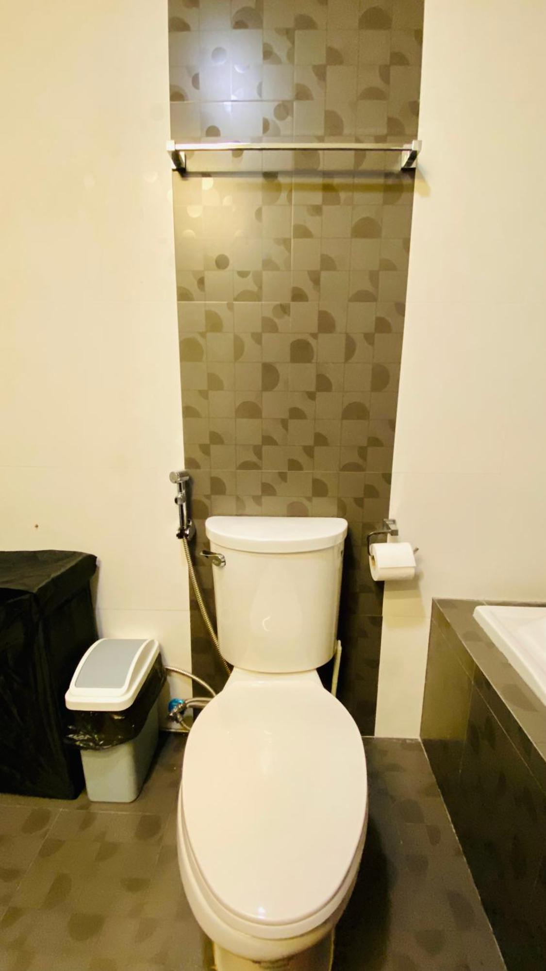 Beautiful And Spacious 2 Real Bedrooms 2 Bathrooms In Bgc Global Apartment *