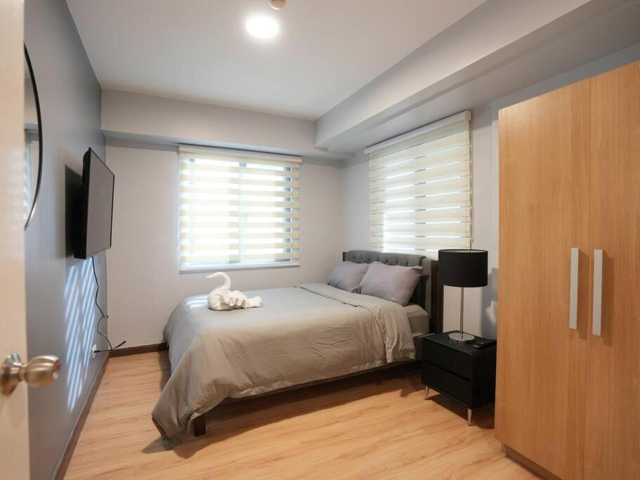 High Floor 2br In Knightsbridge Residences Makati
