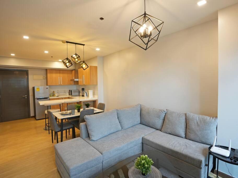 High Floor 2br In Knightsbridge Residences Makati Manila