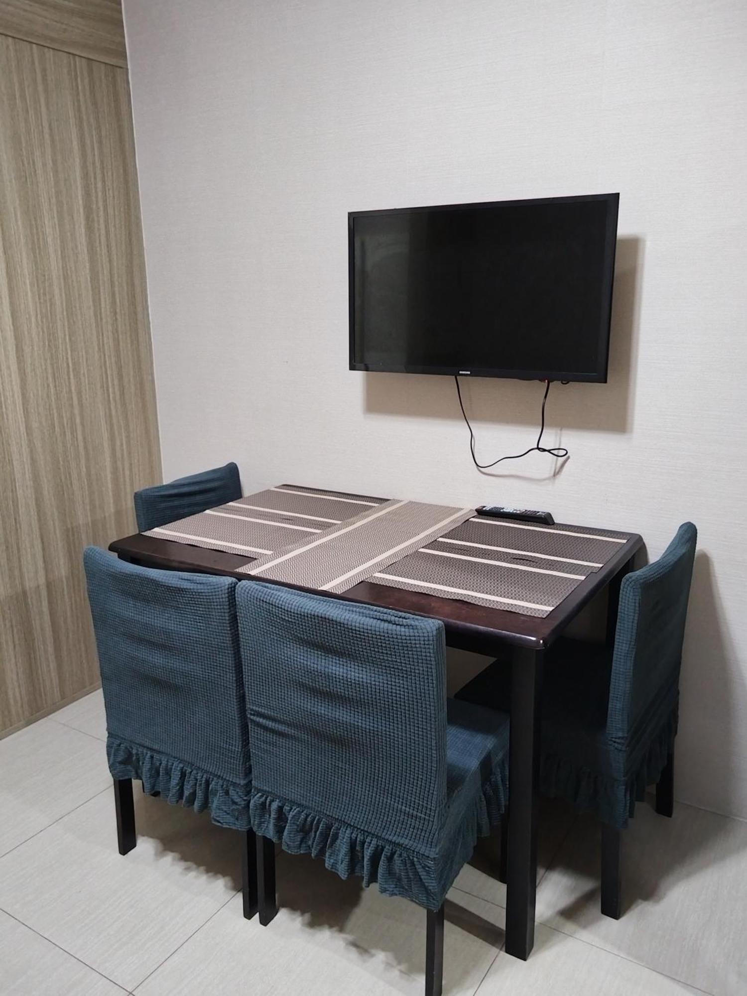 Apartment 1 Bedroom Pool View With Balcony In Shore Near Moa
