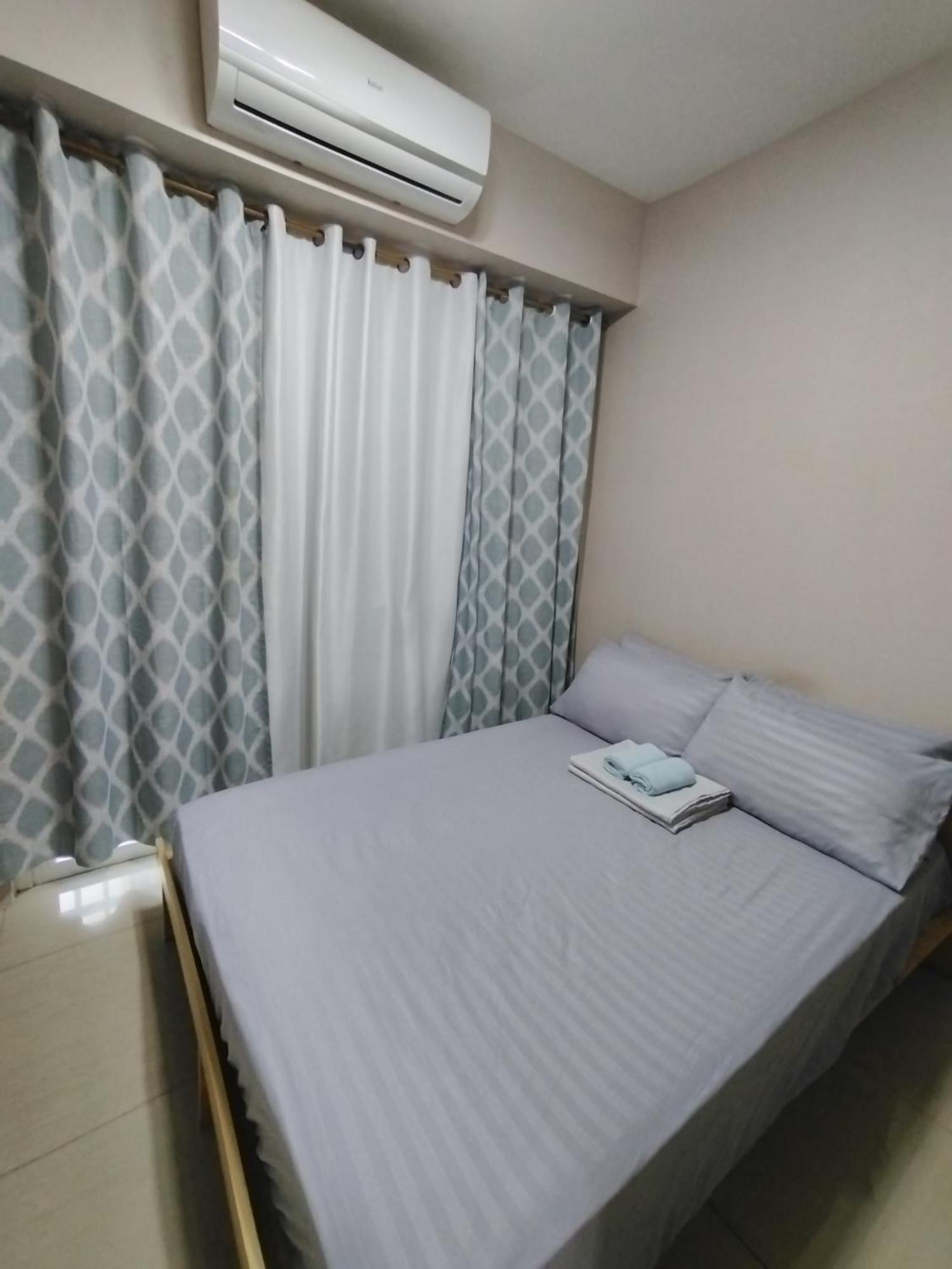Apartment 1 Bedroom Pool View With Balcony In Shore Near Moa *