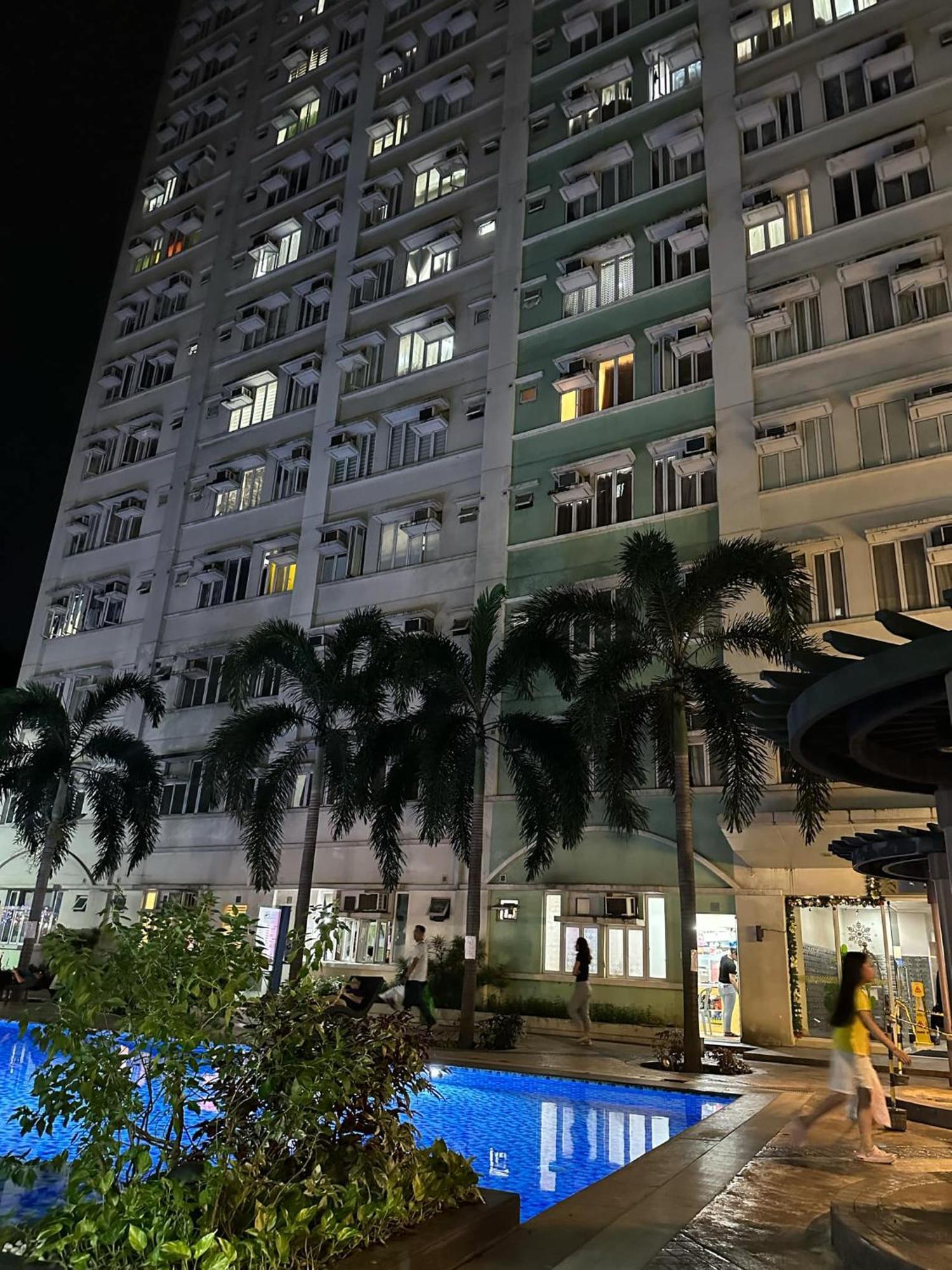 Aparthotel Sweet At Manila