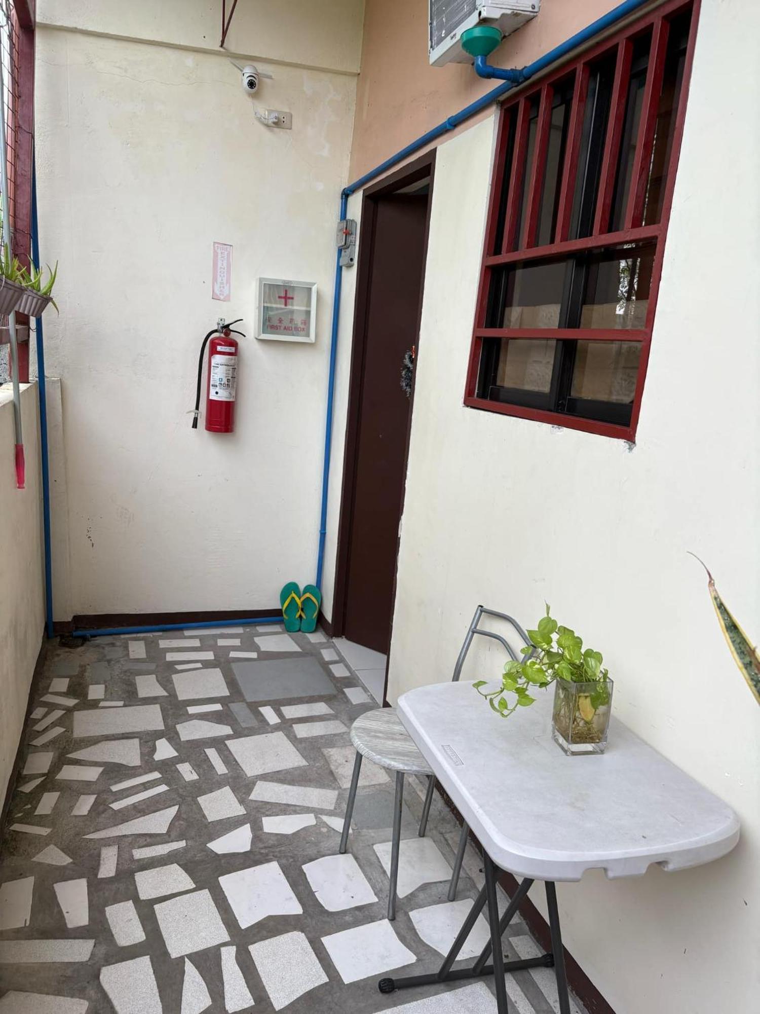 Airport Villamor Transient Homestay *