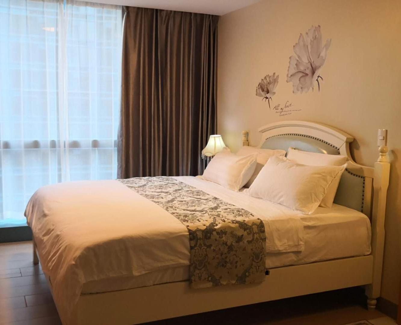 One Uptown Residences * Manila