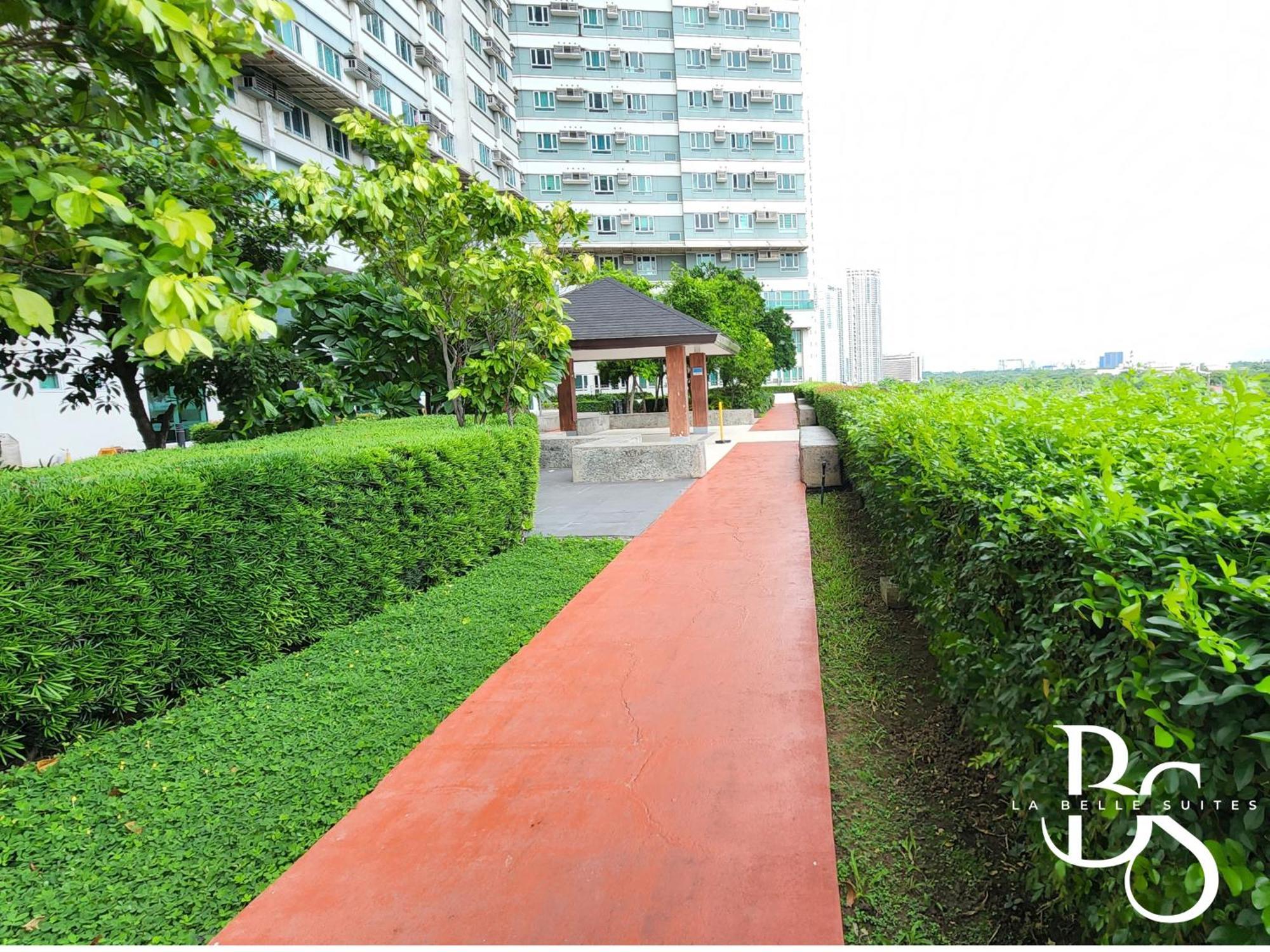 The Beacon Makati New Renovated Ayala Greenbelt Cbd Makati Ph Apartment Manila