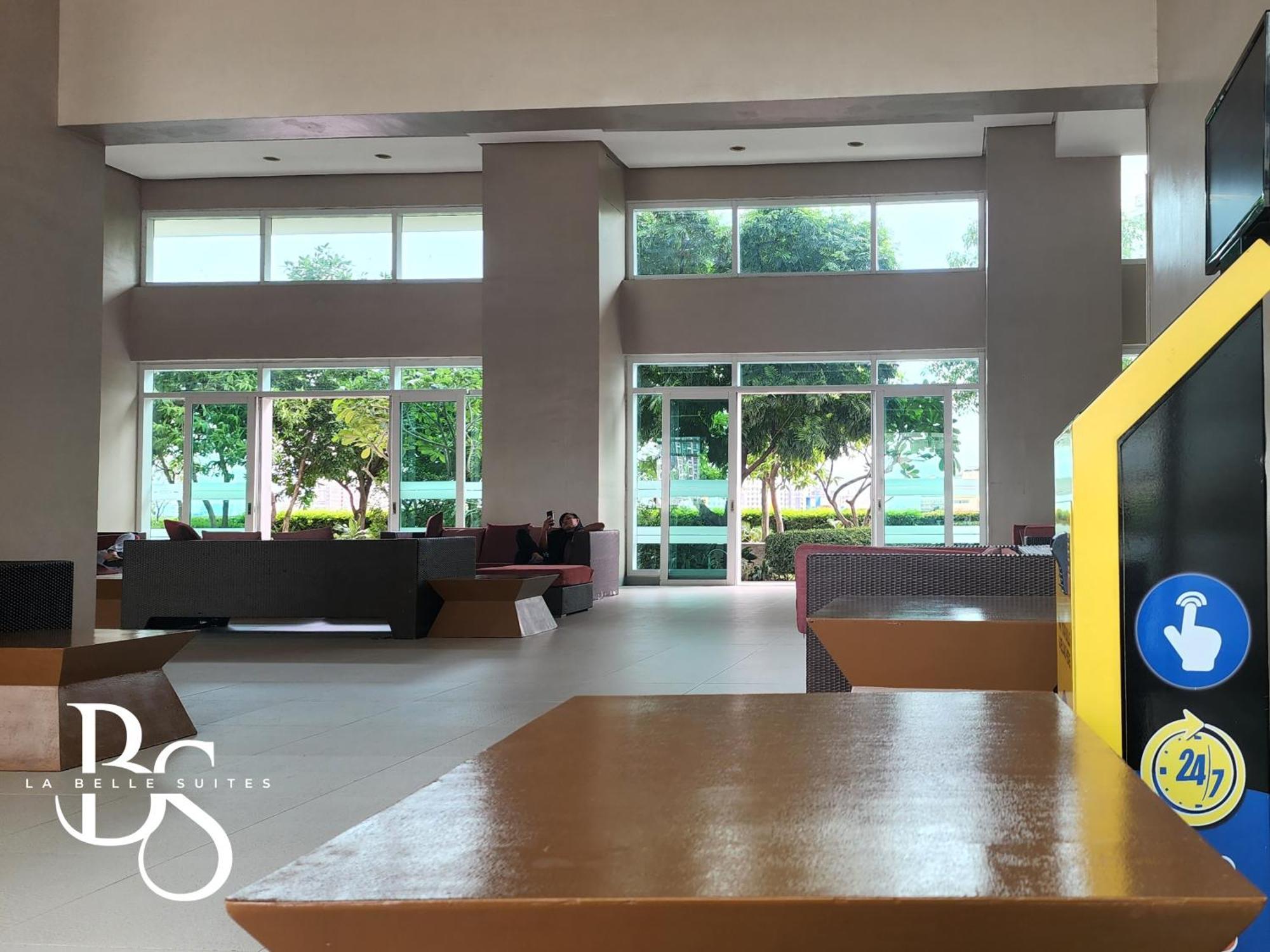 The Beacon Makati New Renovated Ayala Greenbelt Cbd Makati Ph Apartment