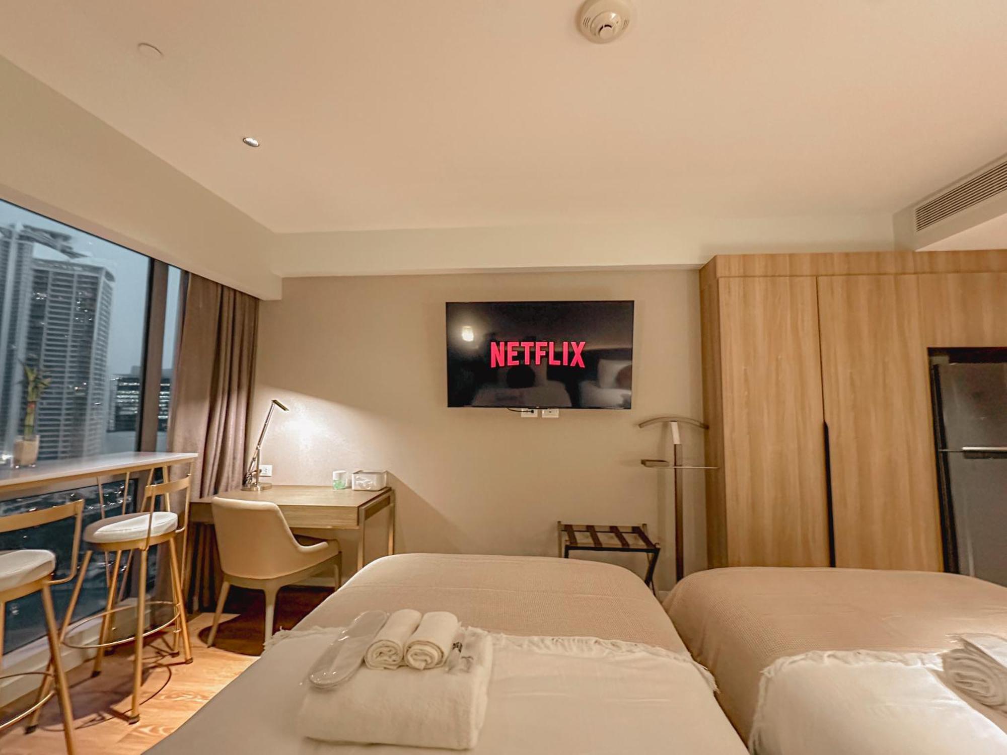 Apartment Rockwell View Twin With Free Wifi Pool & Gym