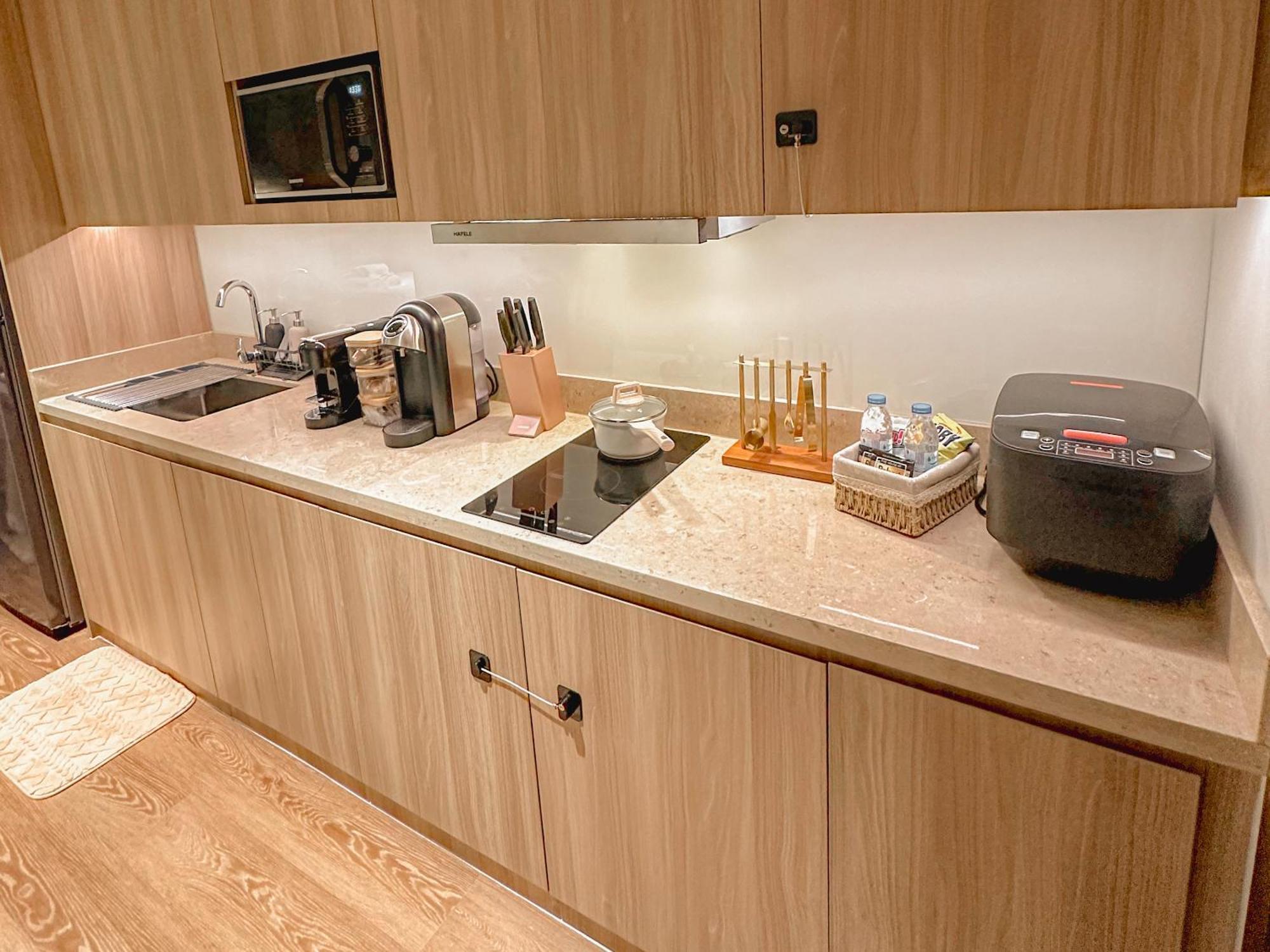 Rockwell View Twin With Free Wifi Pool & Gym Apartment