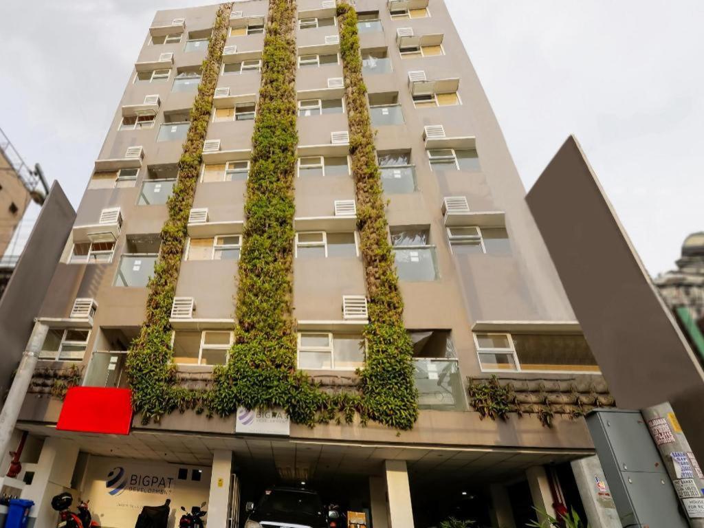Super Oyo 665 Pasay Centrale Hotel 2*