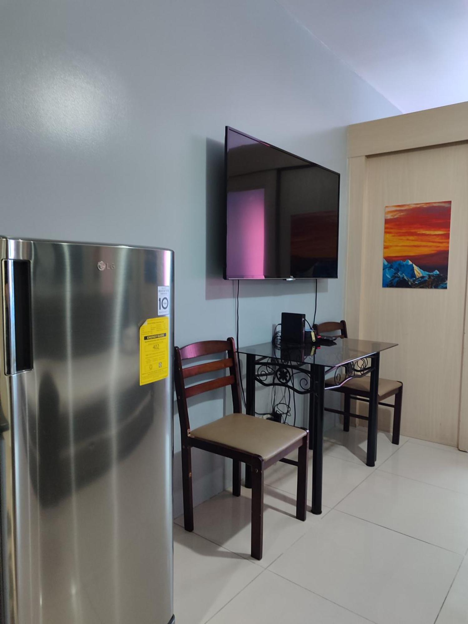 1139A Staycation Infront Of Moa, Searesidences Tower A , Near Picc, Smx, Arena, Dfa, Ayala Mall, World Trade, Naia123 Manila