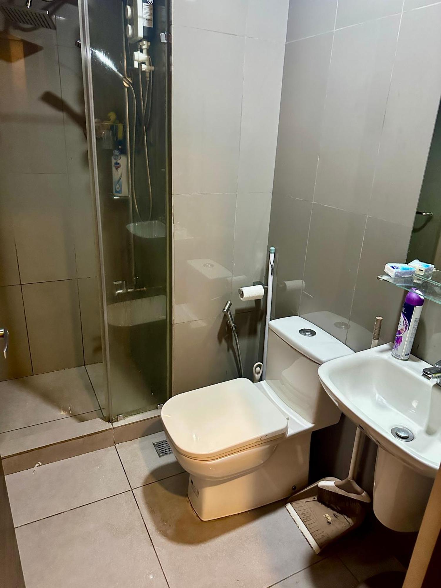 Minimalist 2br In Air Residences - Cozy For Family Apartment Manila