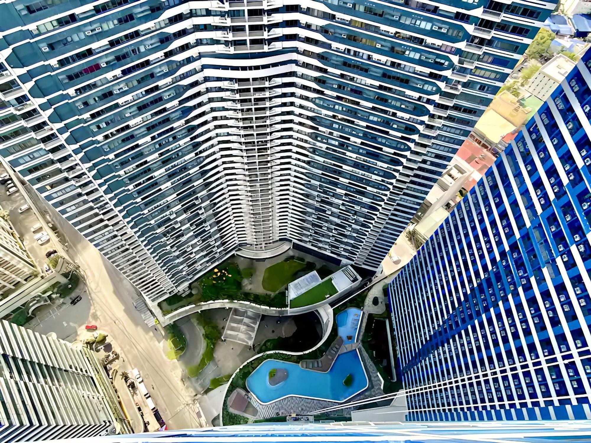 Minimalist 2br In Air Residences - Cozy For Family Apartment Manila