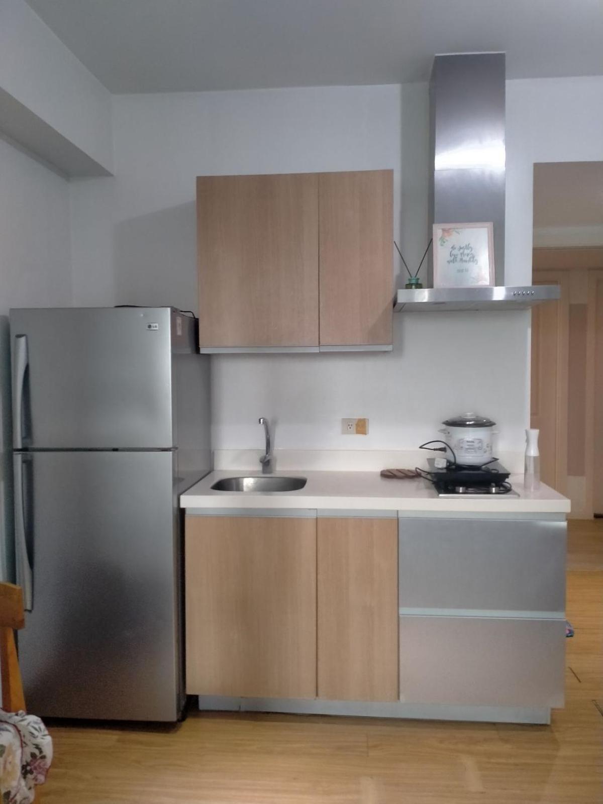Apartment Santorini Tower - Azure Urban Residences *