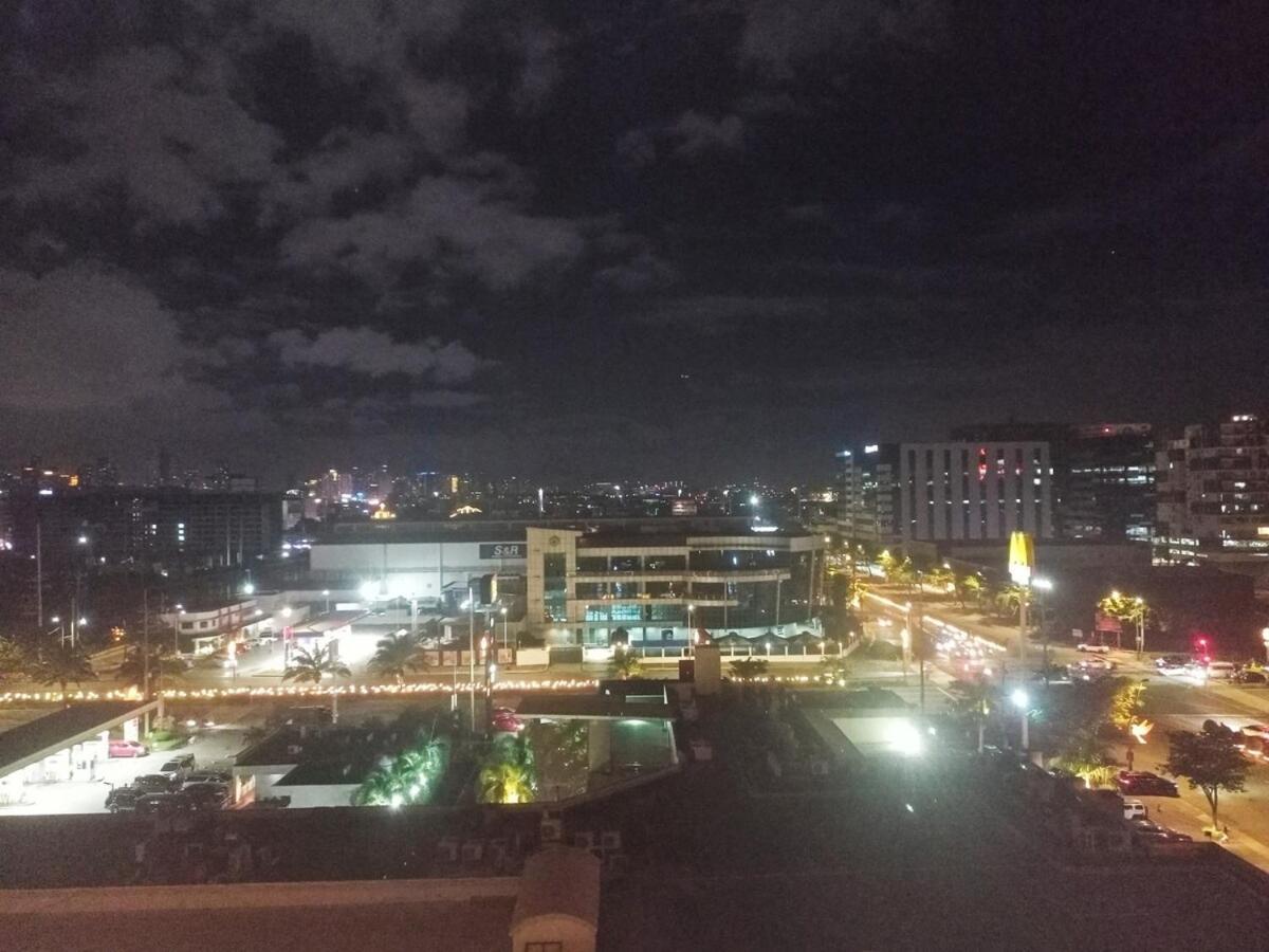 Apartment Near Moa And Naia At Solemare Parksuites