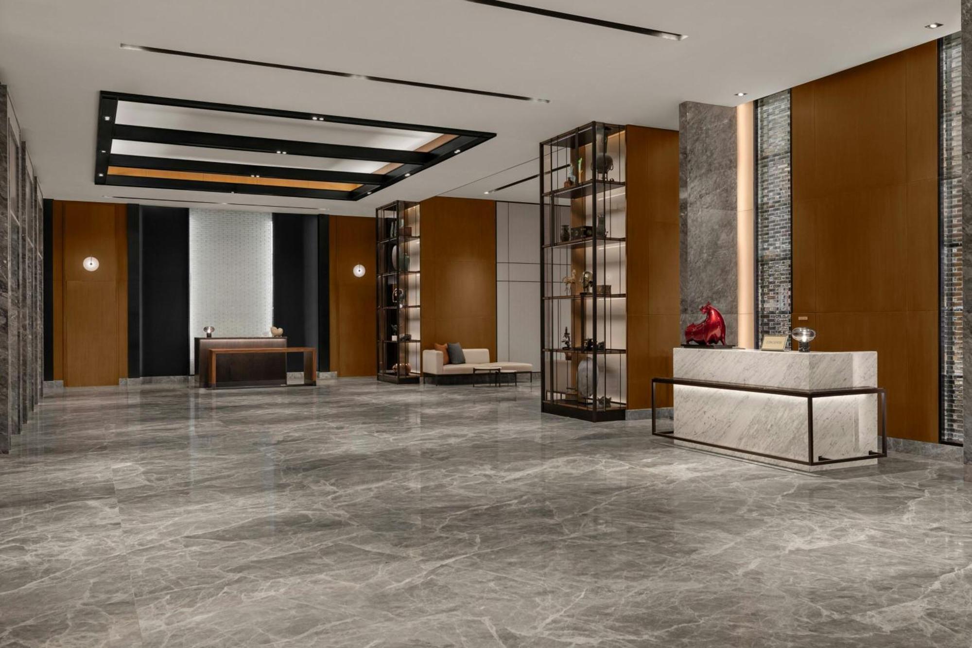 Sheraton Bay Hotel