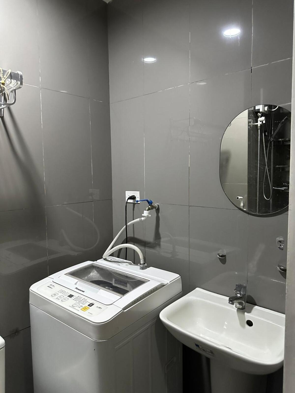 Apartment 1br Balcony View At Air Residences, Ayala Makati *