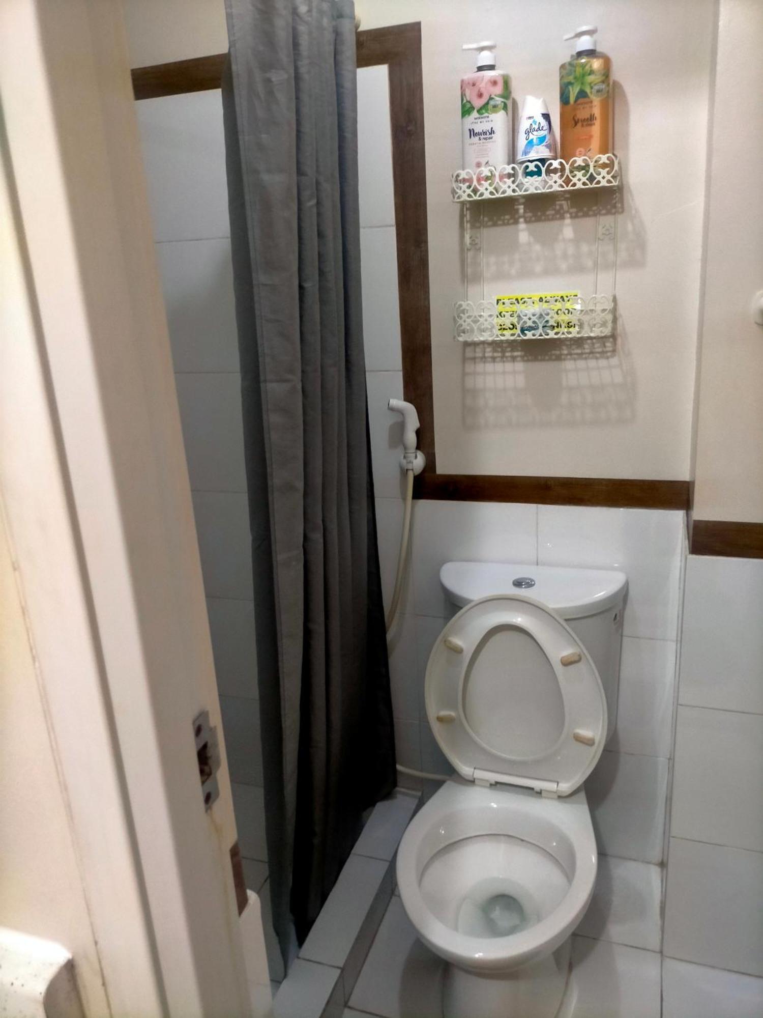 Centropolis 5, With Free Parking Apartment *
