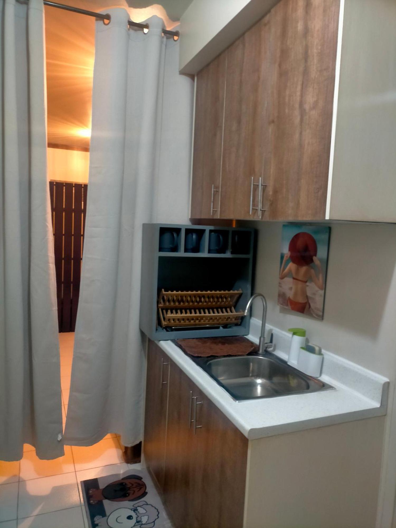 Centropolis 5, With Free Parking Apartment Manila