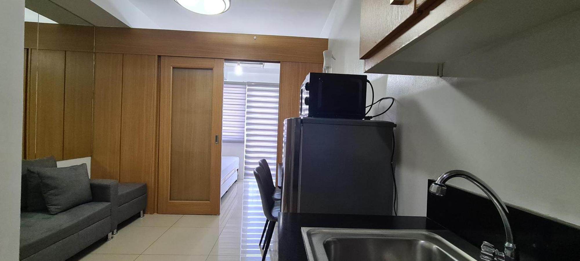 Apartment Condodeal At Shell Residences Mall Of Manila