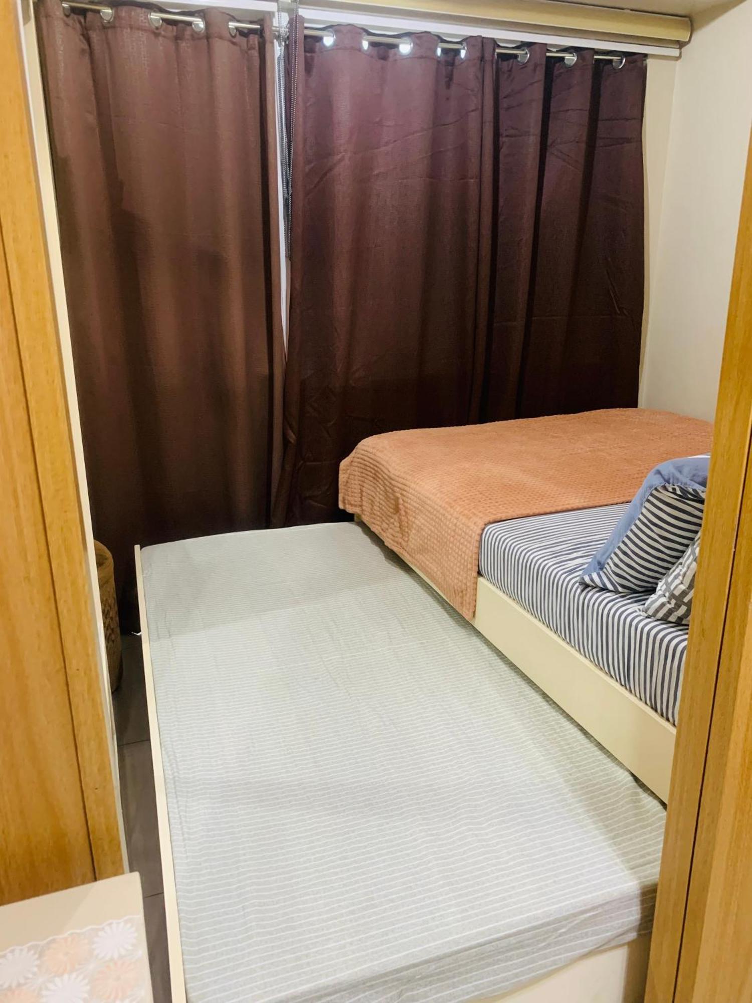 Icy Condotel In Shell Residences