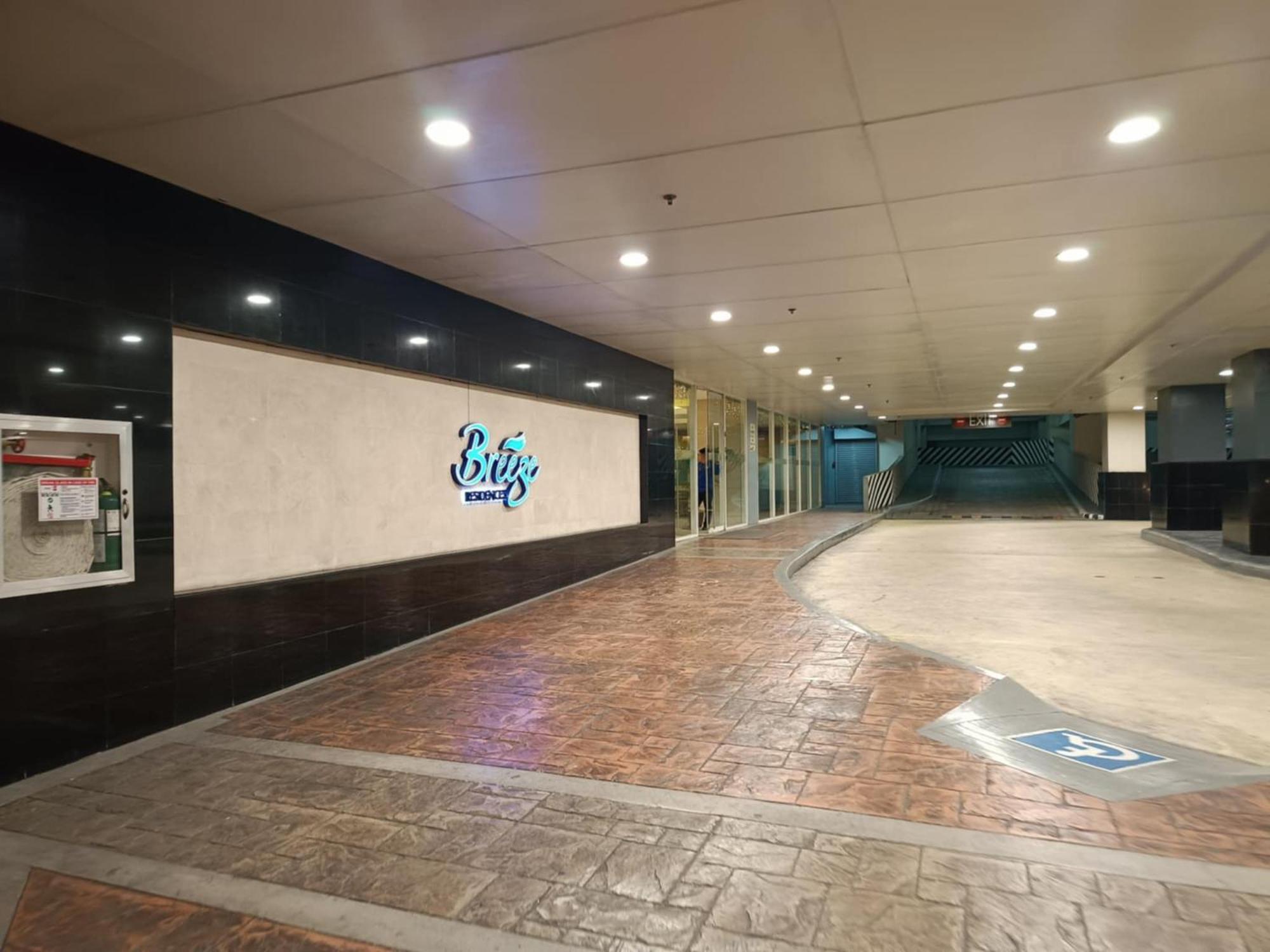 Apartment Affordable Staycation In Pasay-breeze *
