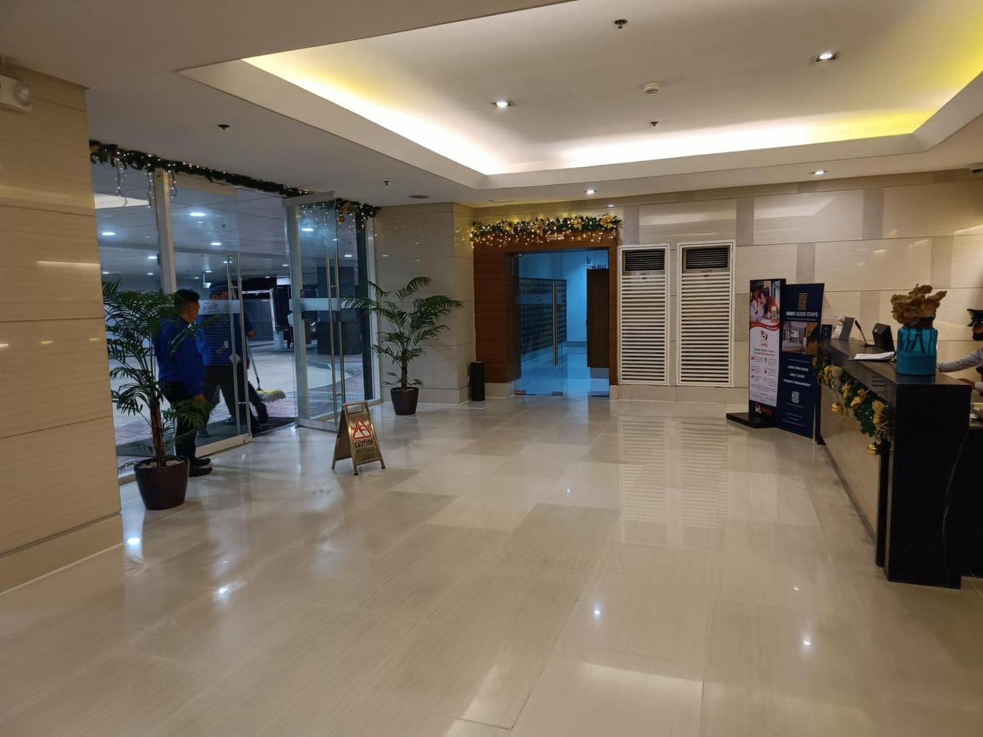 Affordable Staycation In Pasay-breeze * Manila
